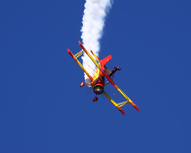 IMAGE: http://i171.photobucket.com/albums/u281/jpyat73/genesoucy800.jpg