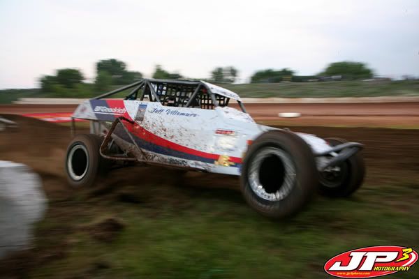 IMAGE: http://i171.photobucket.com/albums/u281/jpyat73/oshkosh/IMG_1847.jpg