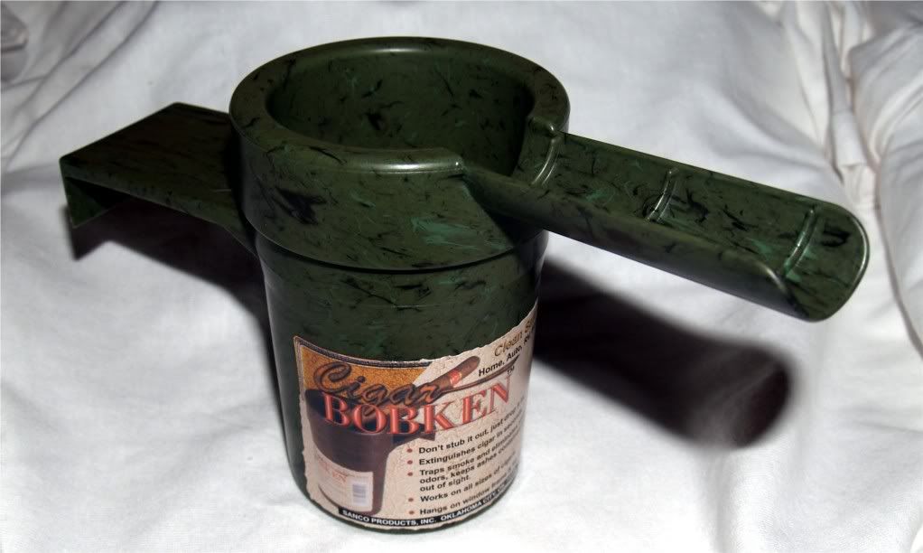 Cigar Bobken™ Cigar Ashtray Green, fits in car cup holders,Golf Cart