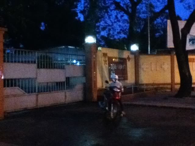 Suýt nửa bị lừa. - 1