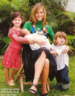 Sophie Lee welcomes third child