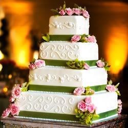 Elegant Wedding Photo Album on Elegant Square Wedding Cakes