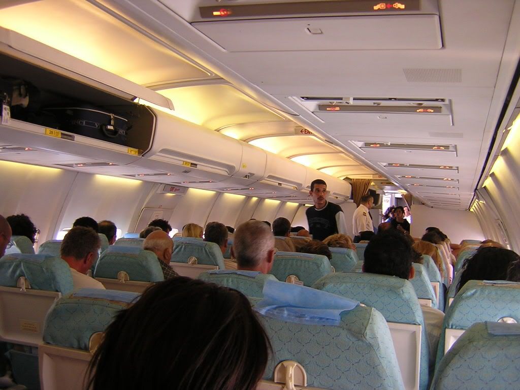 http://i171.photobucket.com/albums/u303/HURGHADATRIP/12CABINVIEW.jpg
