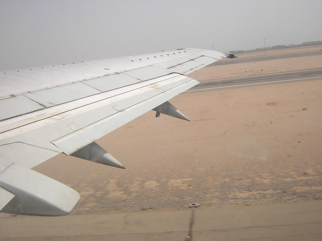 http://i171.photobucket.com/albums/u303/HURGHADATRIP/14TAKEOFF.jpg