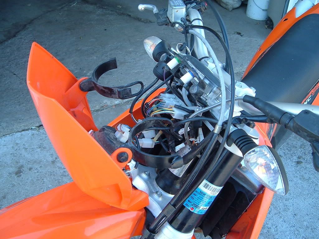 HOW TO recalibrate KTM speedo for 17's w/pics 250530 EXC/MXC/SXC/XC