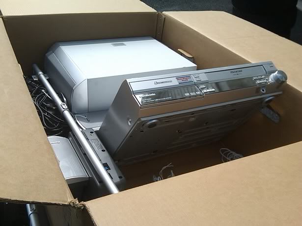 http://i171.photobucket.com/albums/u306/blees2k/panasonic.jpg
