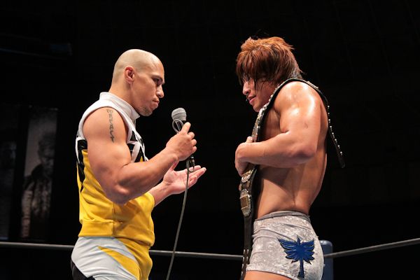 LowKi-Ibushi_zpsa871b437.jpg