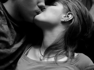 Kiss_by_RedIvan.jpg