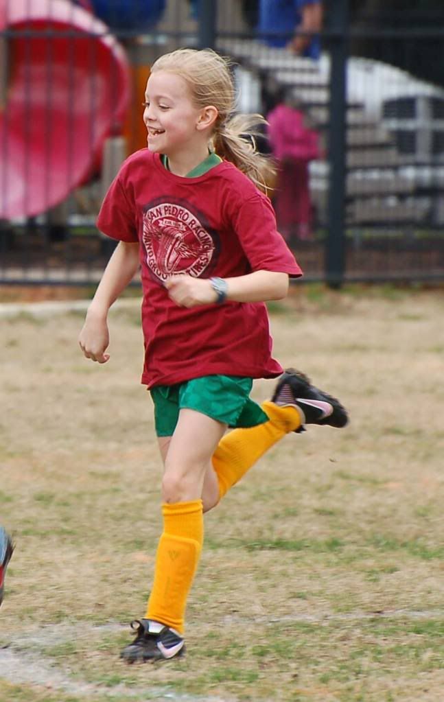 Avery's Soccer Scrimmage 3.6.2010-07