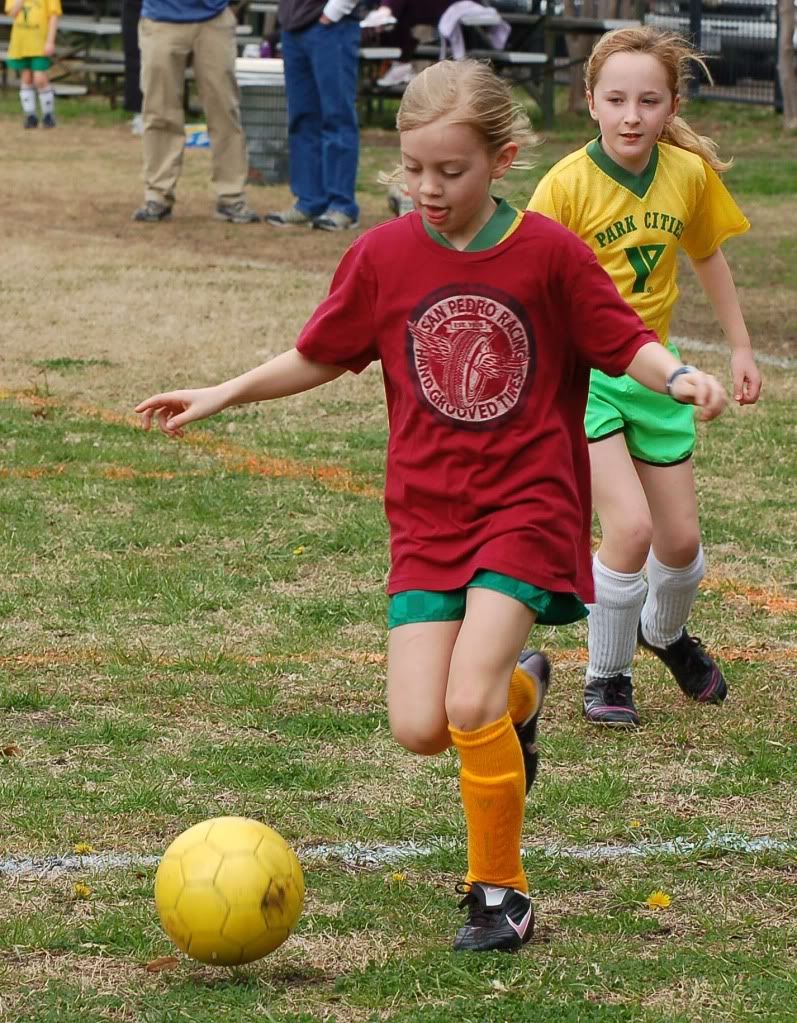 Avery's Soccer Scrimmage 3.6.2010-09