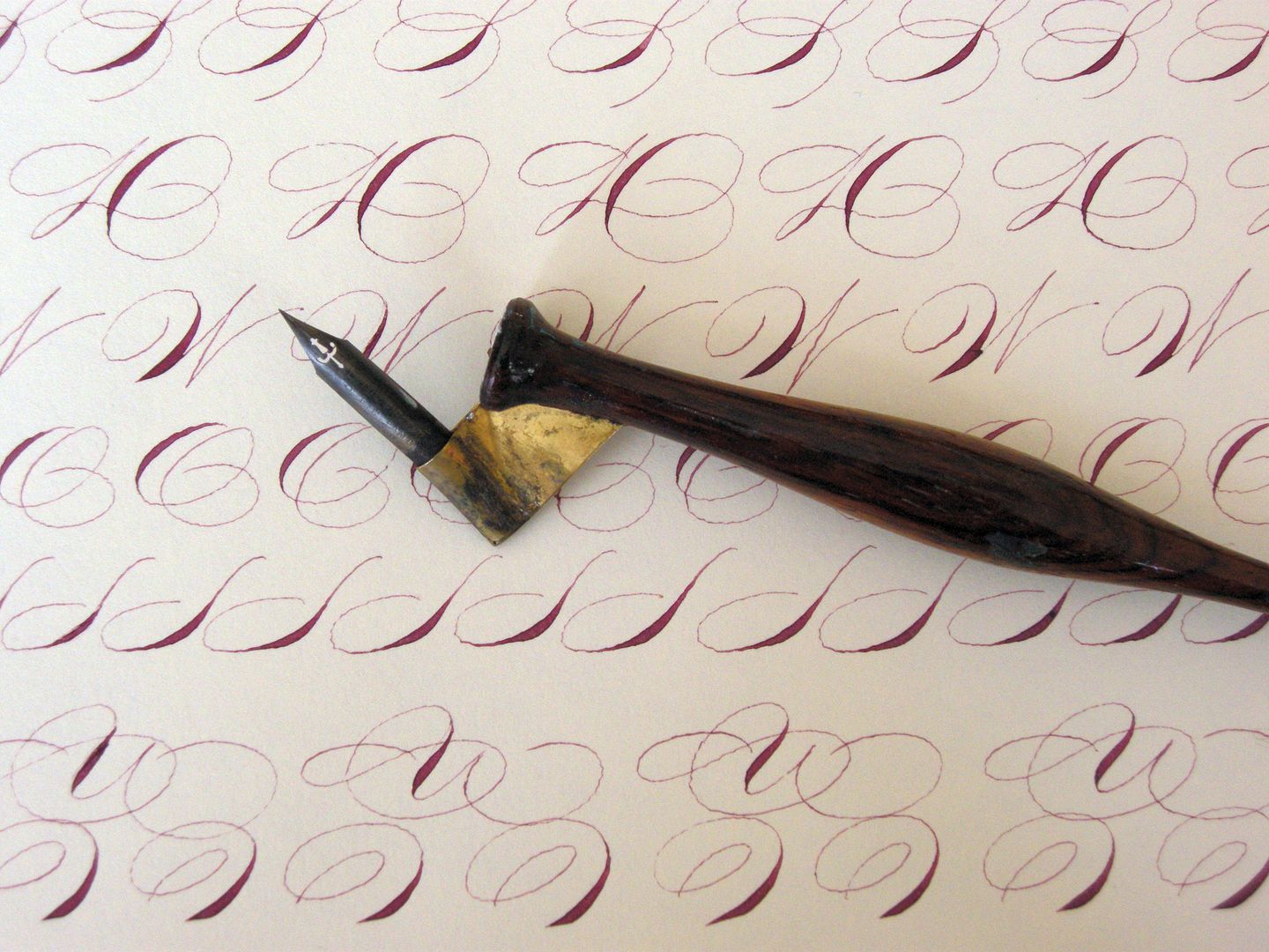 Pointed pen practice r/Calligraphy