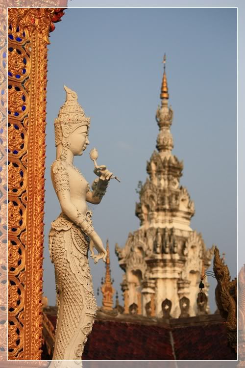 วัดร่องขุ่น สวนแม่ฟ้าหลวง จ เชียงราย