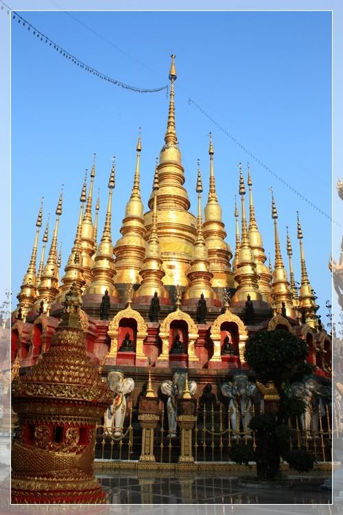 วัดร่องขุ่น สวนแม่ฟ้าหลวง จ เชียงราย