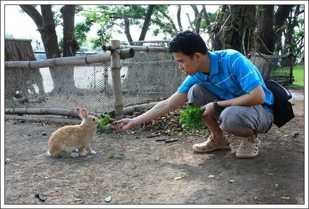 บึงฉวาก ท่าจีนริเวอร์ ฮม ต่อ