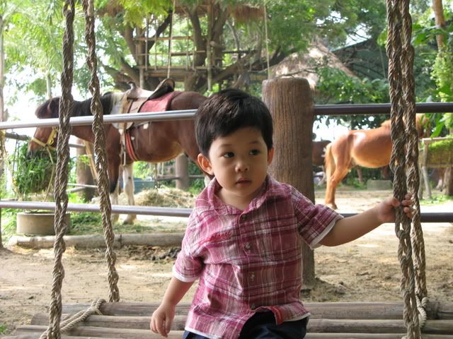 ทริปสุพรรณ