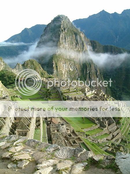 450px-Peru_Machu_Picchu_Sunset.jpg